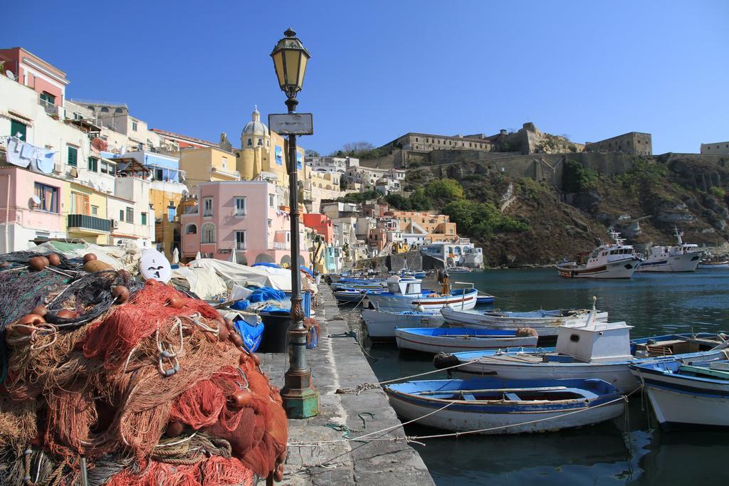La Casa Di Titina Apartment Procida Exterior photo